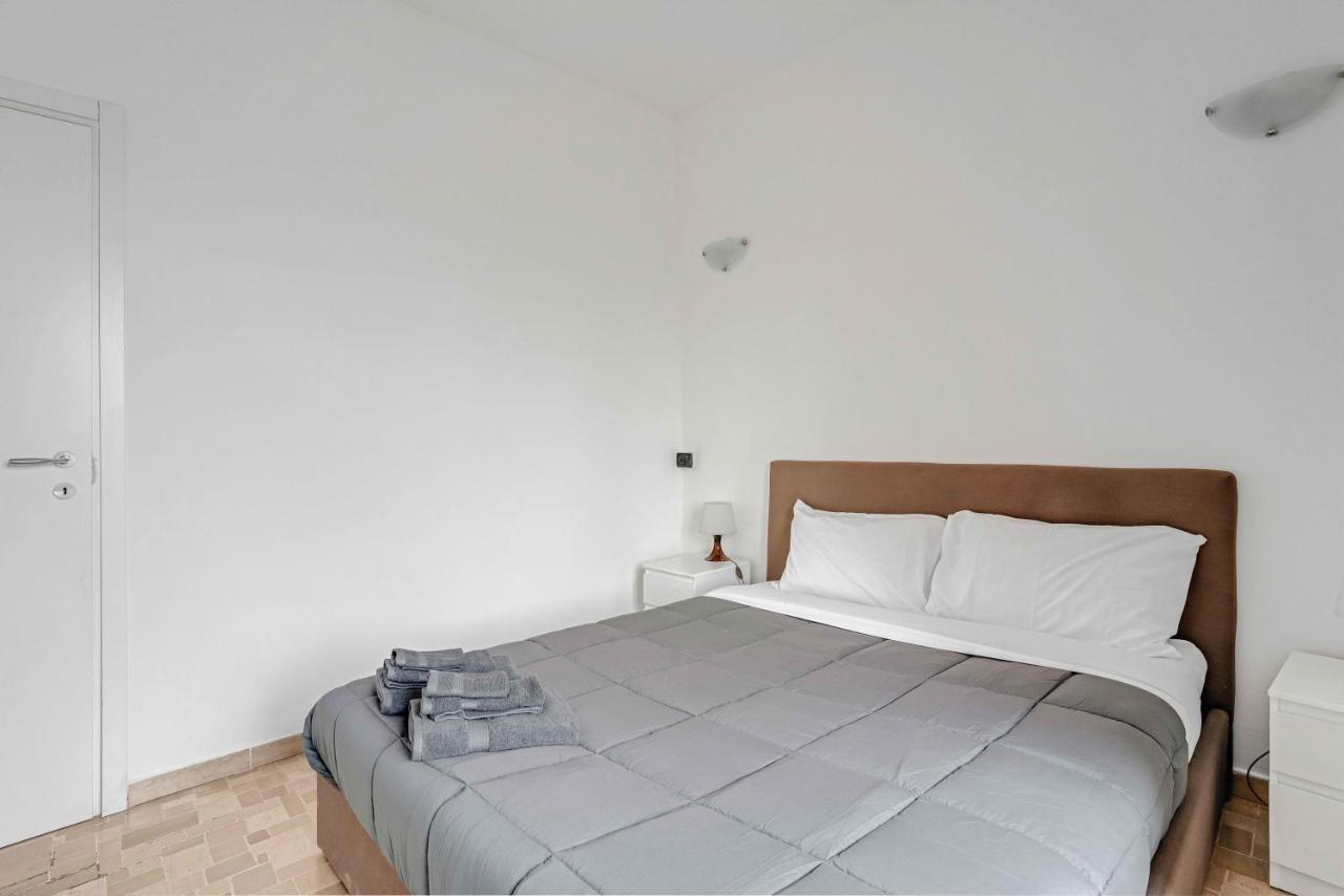 Cav9 - Large Apartment With Panoramic View -, Milan
