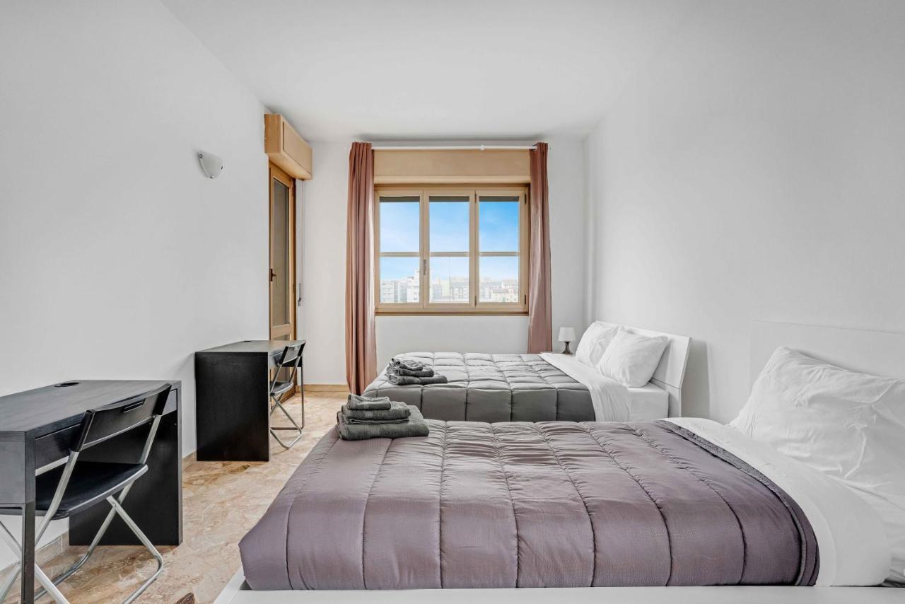 Cav9 - Large Apartment With Panoramic View - — Photos 2